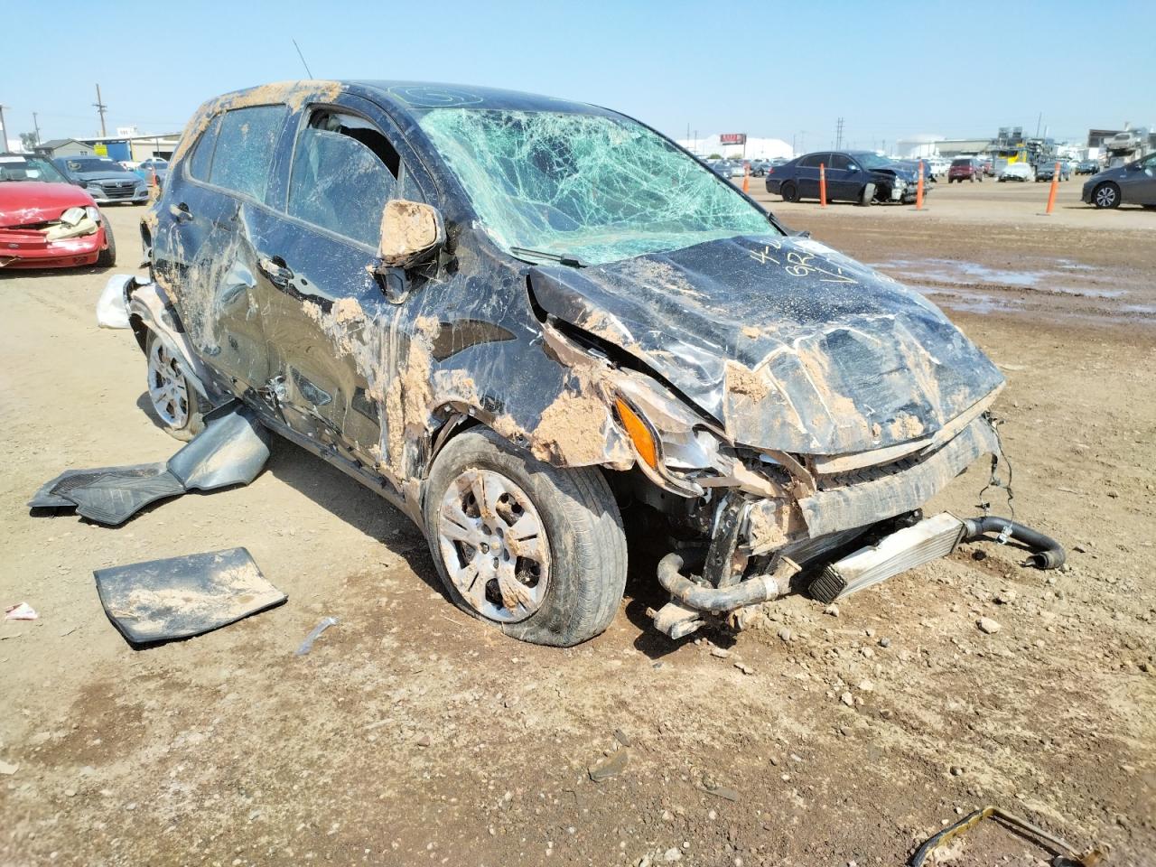 CHEVROLET TRAX LS 2018 with VIN 3GNCJKSB4JL370948 - Photo from auction