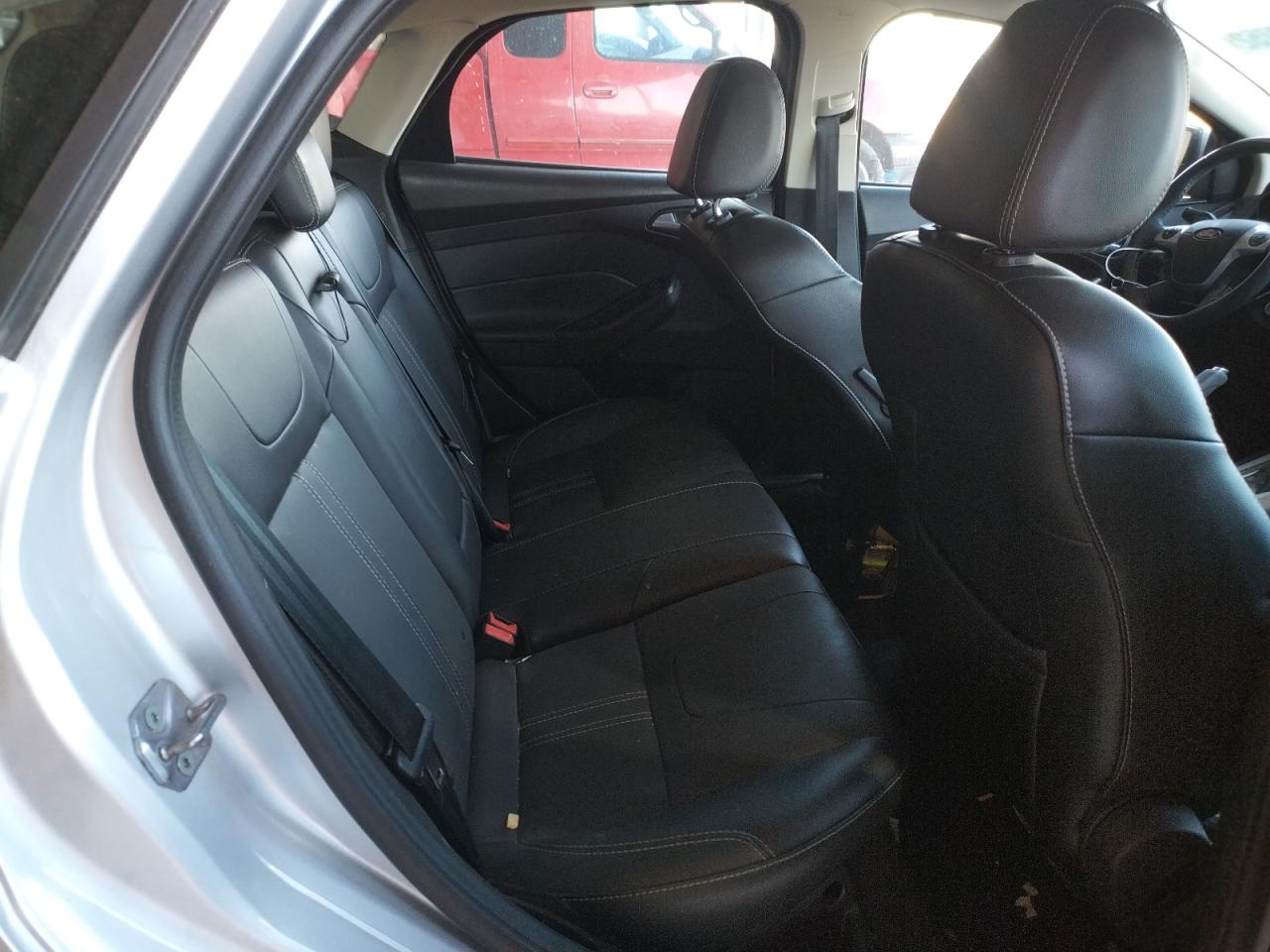 Photo 6 from auction – 2014 FORD FOCUS SE with VIN 1FADP3K25EL262475