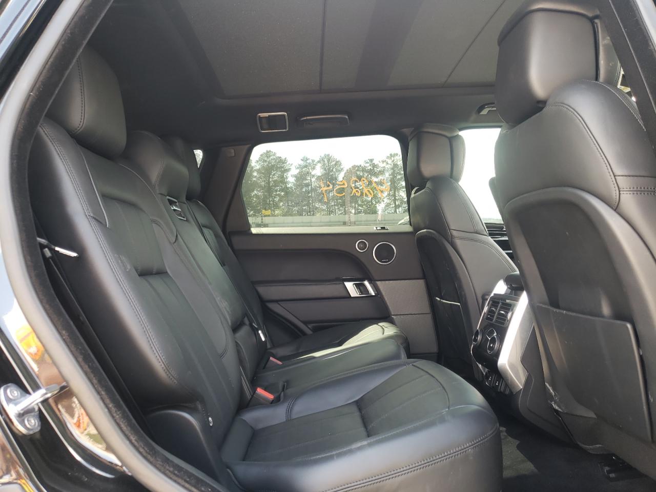 Photo 6 from auction – 2018 LAND ROVER RANGE ROVE with VIN SALWV2SV2JA403319