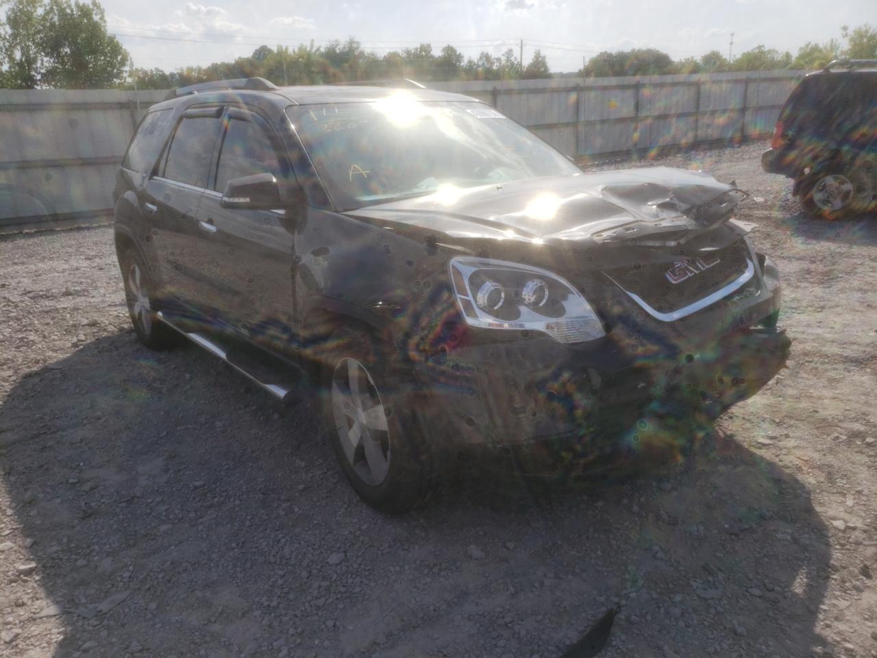 GMC ACADIA SLT 2011 with VIN 1GKKVRED0BJ325582 - Photo from auction