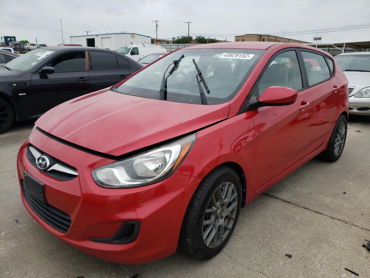 Photo 2 from auction – 2012 HYUNDAI ACCENT GLS with VIN KMHCT5AE8CU002986