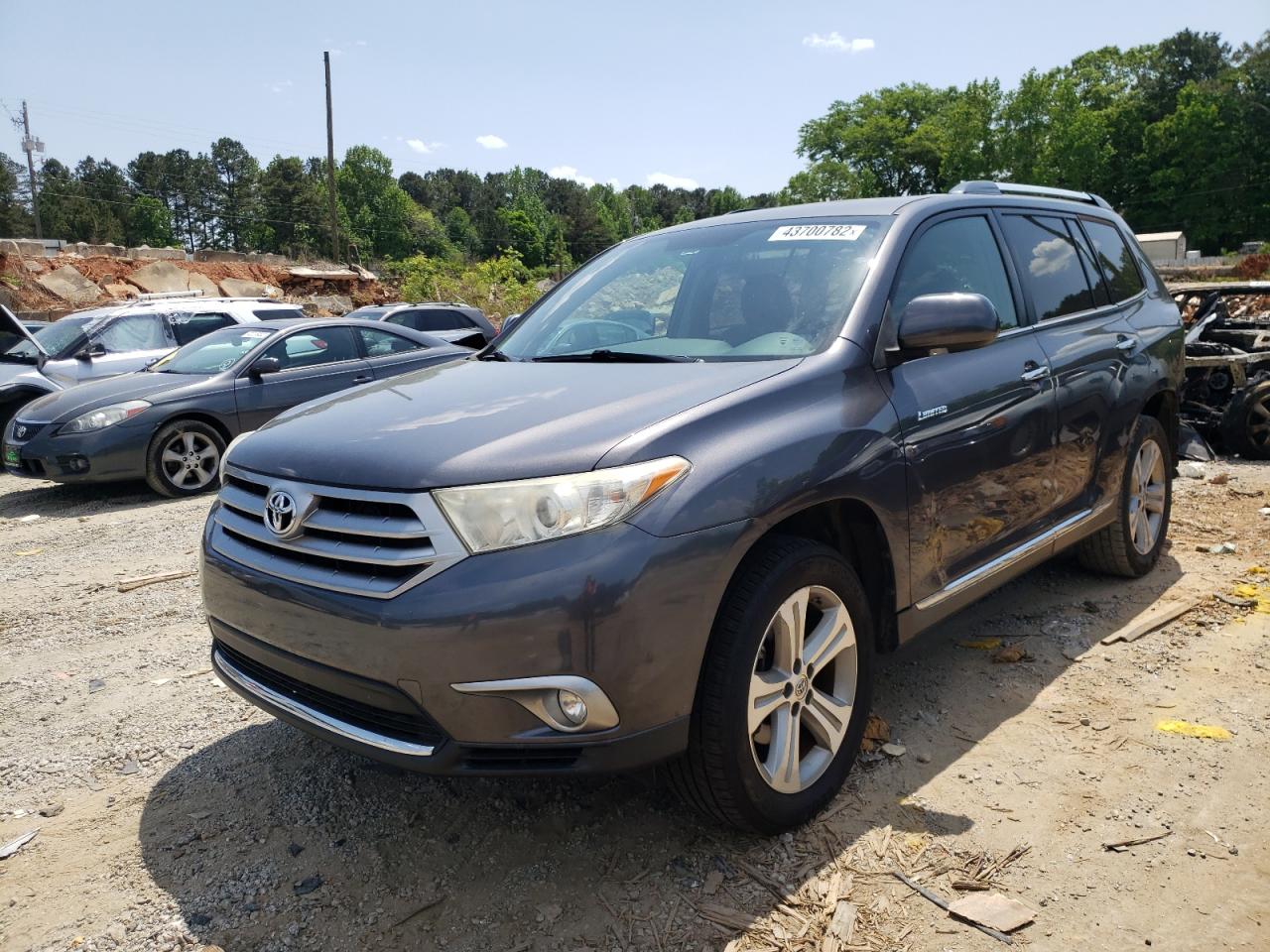 Photo 2 from auction – 2013 TOYOTA HIGHLANDER with VIN 5TDYK3EH7DS099853