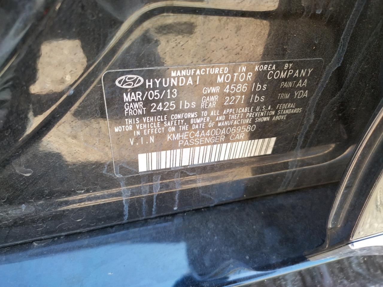Photo 10 from auction – 2013 HYUNDAI SONATA HYB with VIN KMHEC4A40DA069580