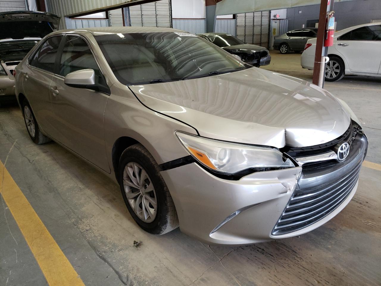 TOYOTA CAMRY LE 2015 with VIN 4T1BF1FK1FU033382 - Photo from auction