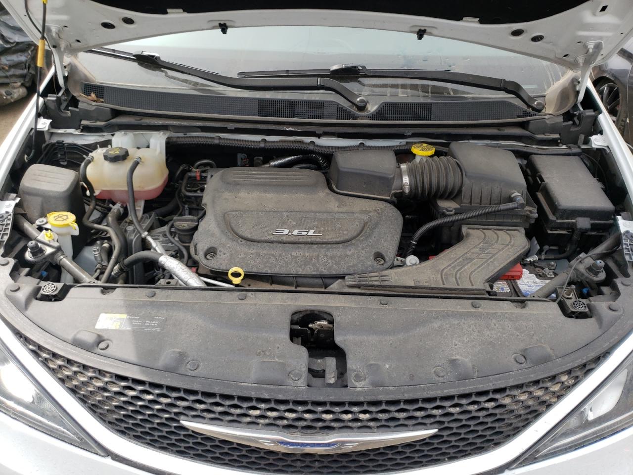 صورة رقم 7 من المزاد - 2018 CHRYSLER PACIFICA T مع VIN 2C4RC1BG0JR120712