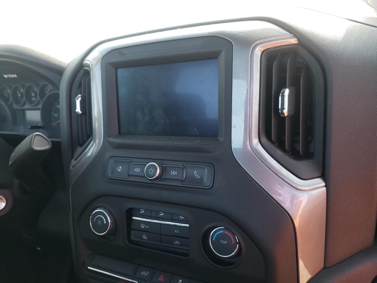 Photo 9 from auction – 2021 CHEVROLET SILVERADO with VIN 3GCNWAEF3MG264435