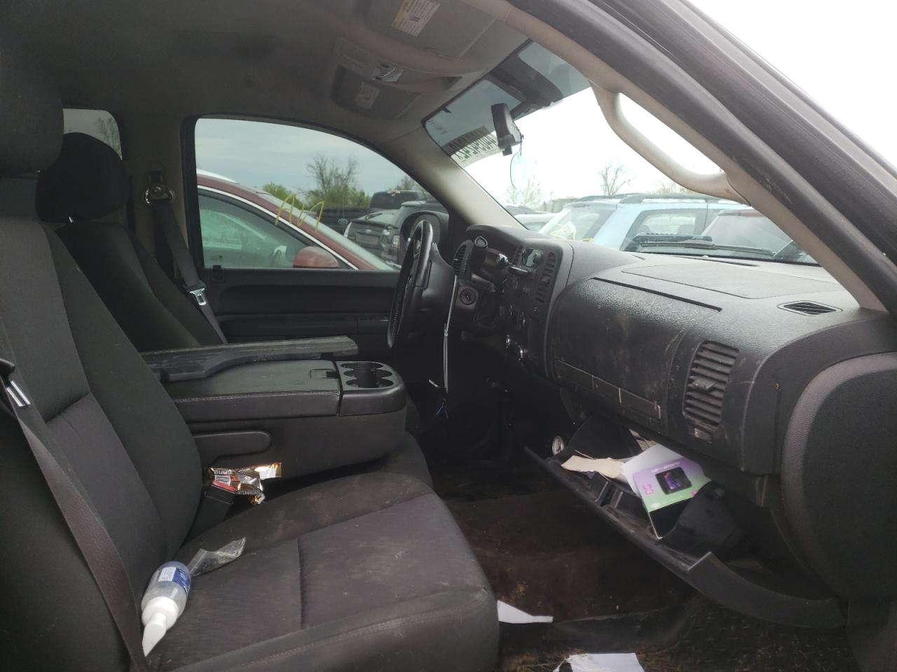 Photo 5 from auction – 2011 GMC SIERRA K15 with VIN 3GTP2VE31BG337025