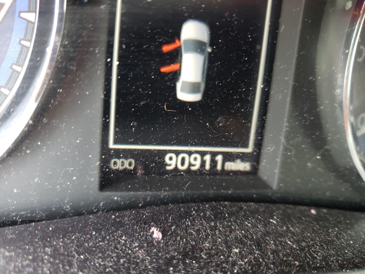 Photo 8 from auction – 2017 TOYOTA COROLLA L with VIN 5YFBURHE0HP658243
