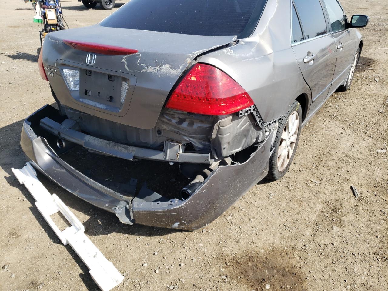 Photo 9 from auction – 2006 HONDA ACCORD EX with VIN 1HGCM66516A040552