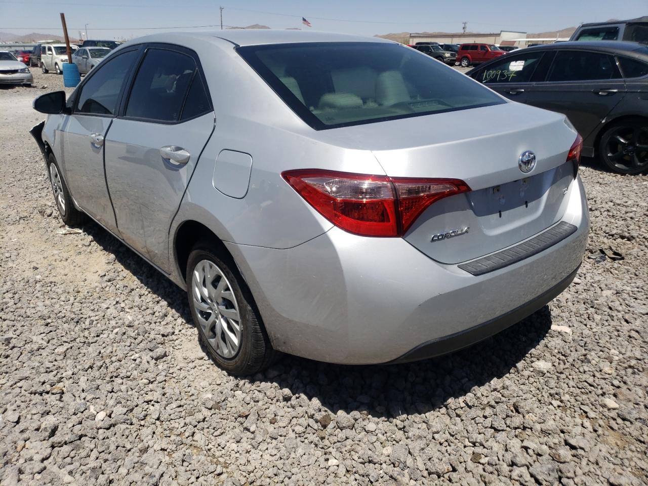 Photo 3 from auction – 2017 TOYOTA COROLLA with VIN 5YFBURHE5HP699726