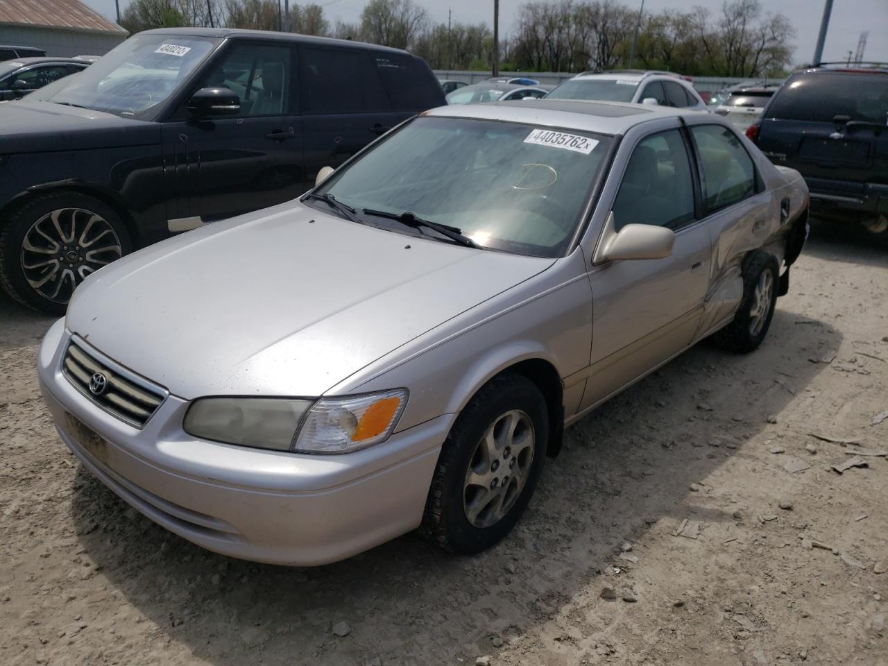 Photo 2 from auction – 2000 TOYOTA CAMRY LE with VIN 4T1BF22K1YU943841