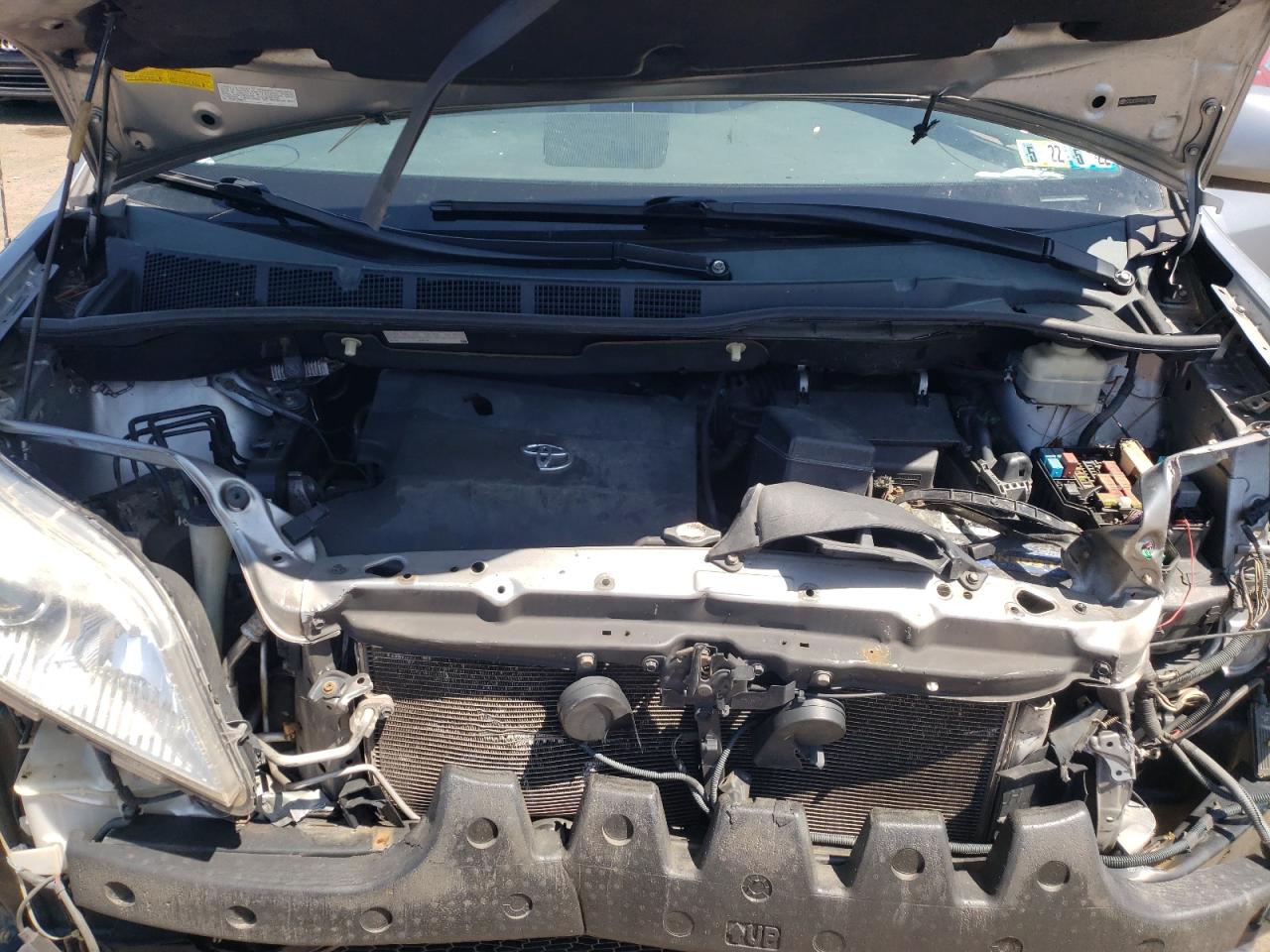 Photo 7 from auction – 2011 TOYOTA SIENNA LE with VIN 5TDJK3DC6BS016790