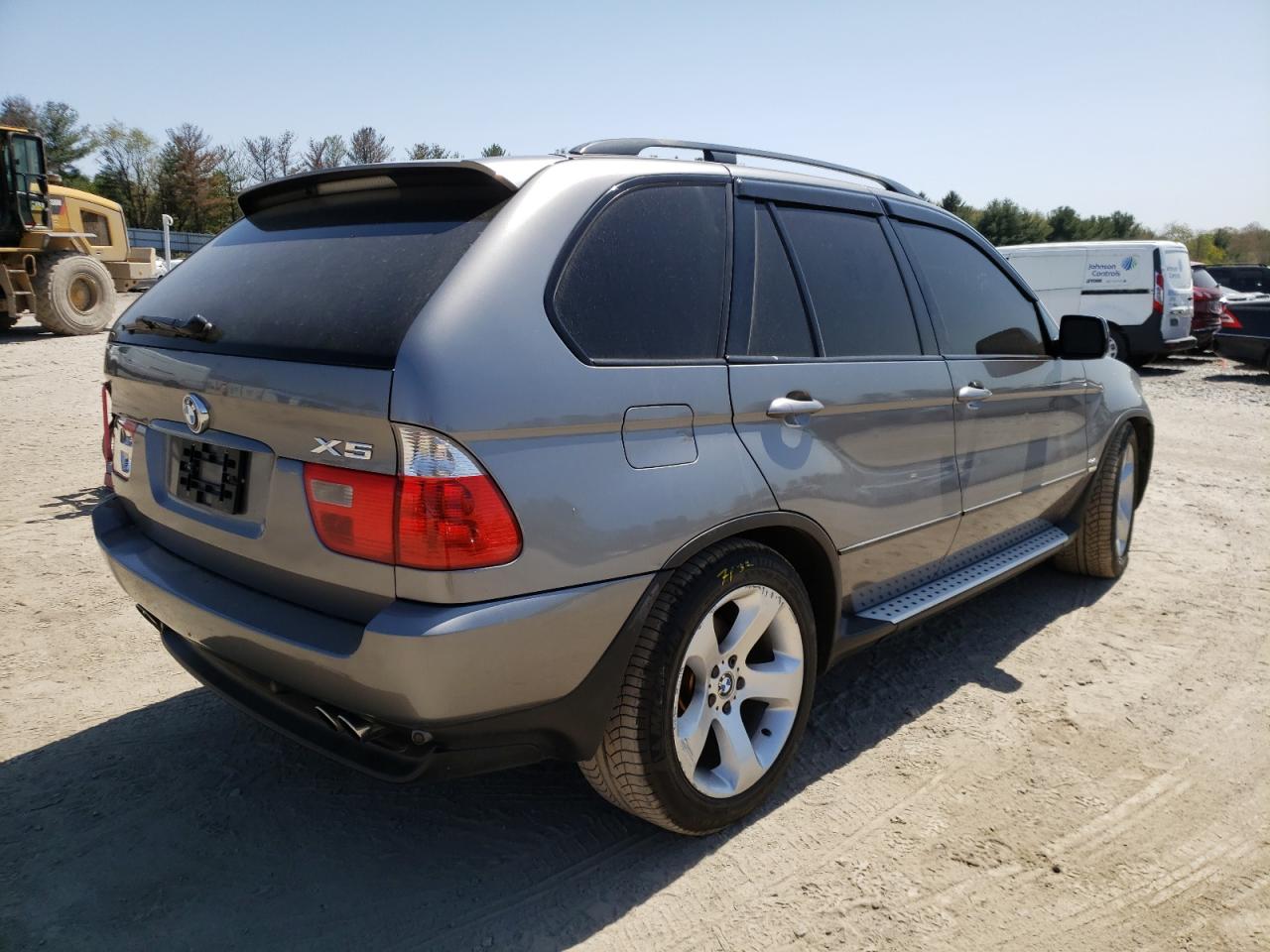 Photo 4 from auction – 2004 BMW X5 4.4I with VIN 5UXFB535X4LV00310