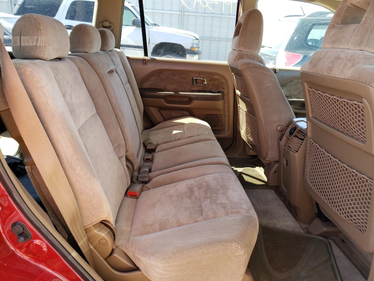 Photo 6 from auction – 2004 HONDA PILOT EX with VIN 2HKYF18464H502809
