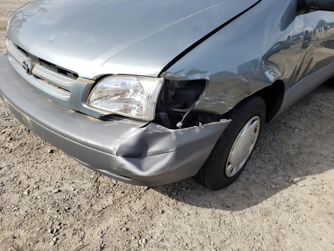 Photo 9 from auction – 2000 TOYOTA SIENNA CE with VIN 4T3ZF19C4YU185105