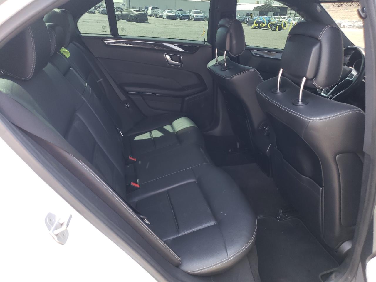 Photo 6 from auction – 2014 MERCEDES-BENZ E 350 with VIN WDDHF5KB5EB066378