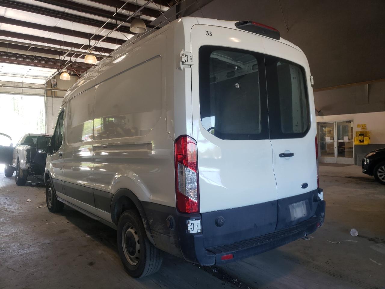 Photo 3 from auction – 2019 FORD TRANSIT T- with VIN 1FTYR2CM4KKB08227