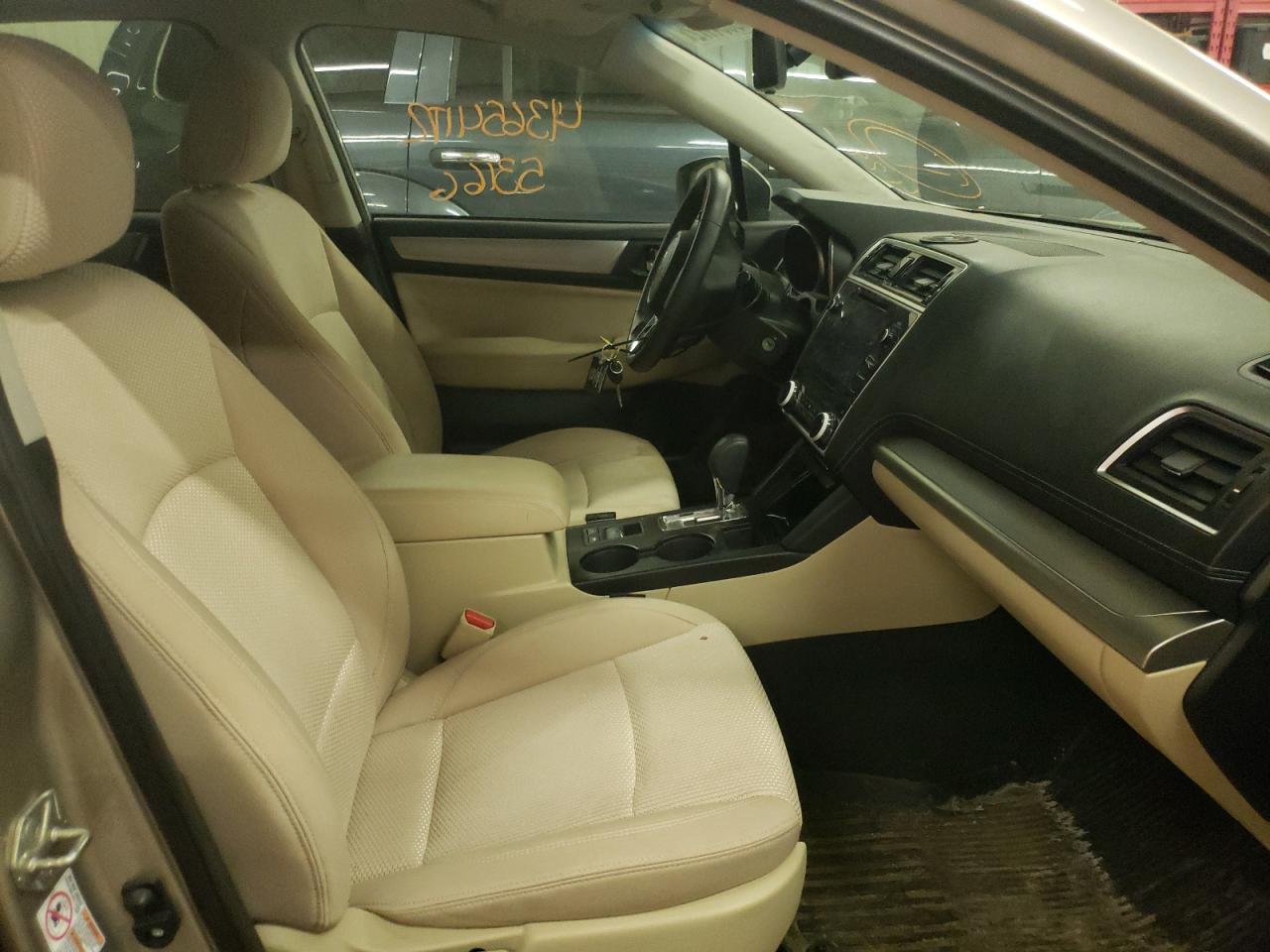 Photo 5 from auction – 2018 SUBARU OUTBACK 2. with VIN 4S4BSAFC6J3356040