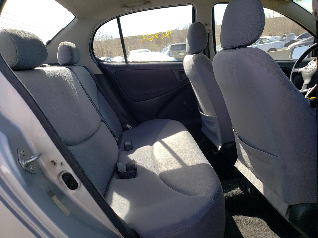 Photo 6 from auction – 2003 TOYOTA ECHO with VIN JTDBT123430291930
