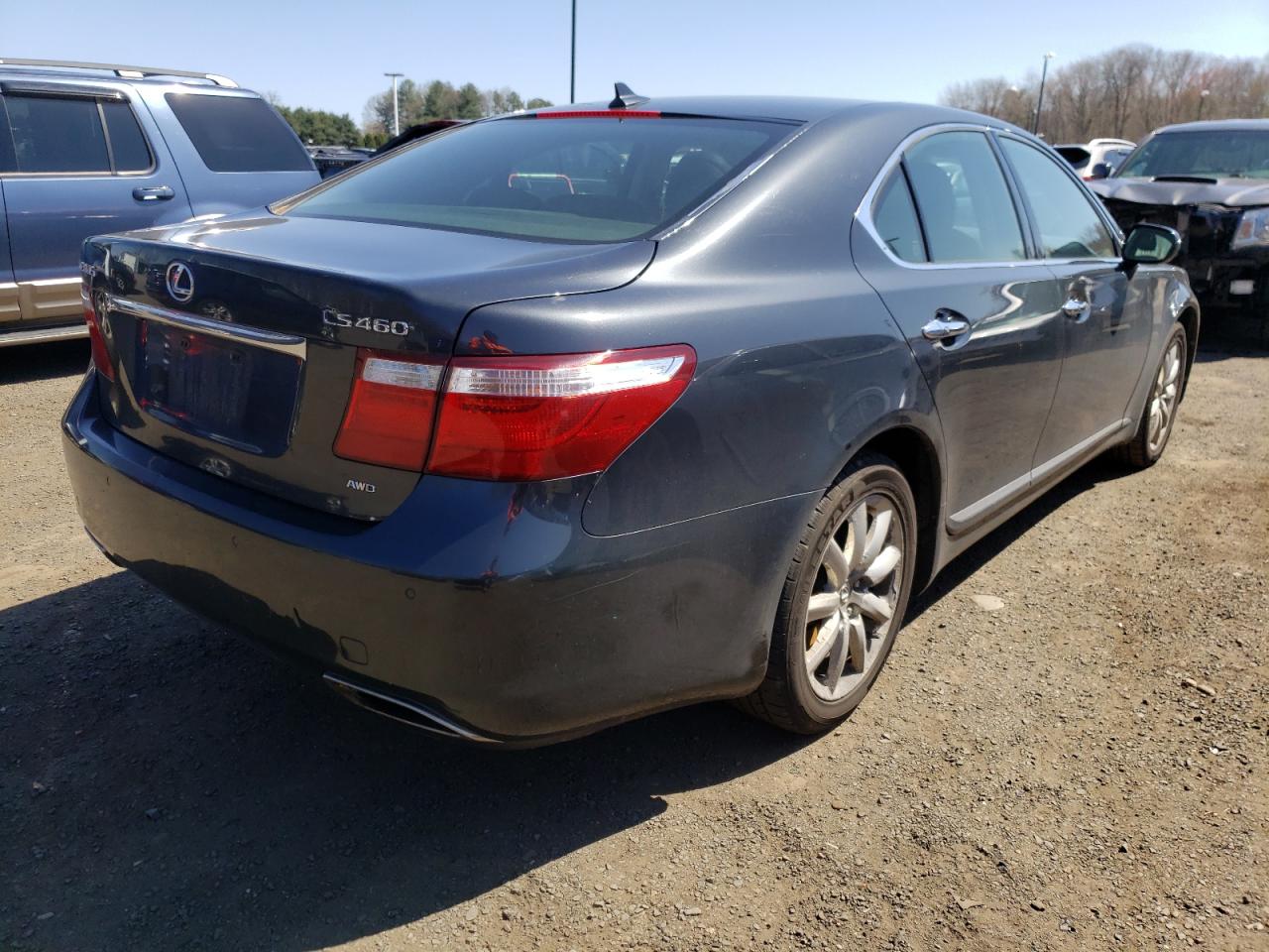 Photo 4 from auction – 2009 LEXUS LS 460 with VIN JTHCL46FX95001095