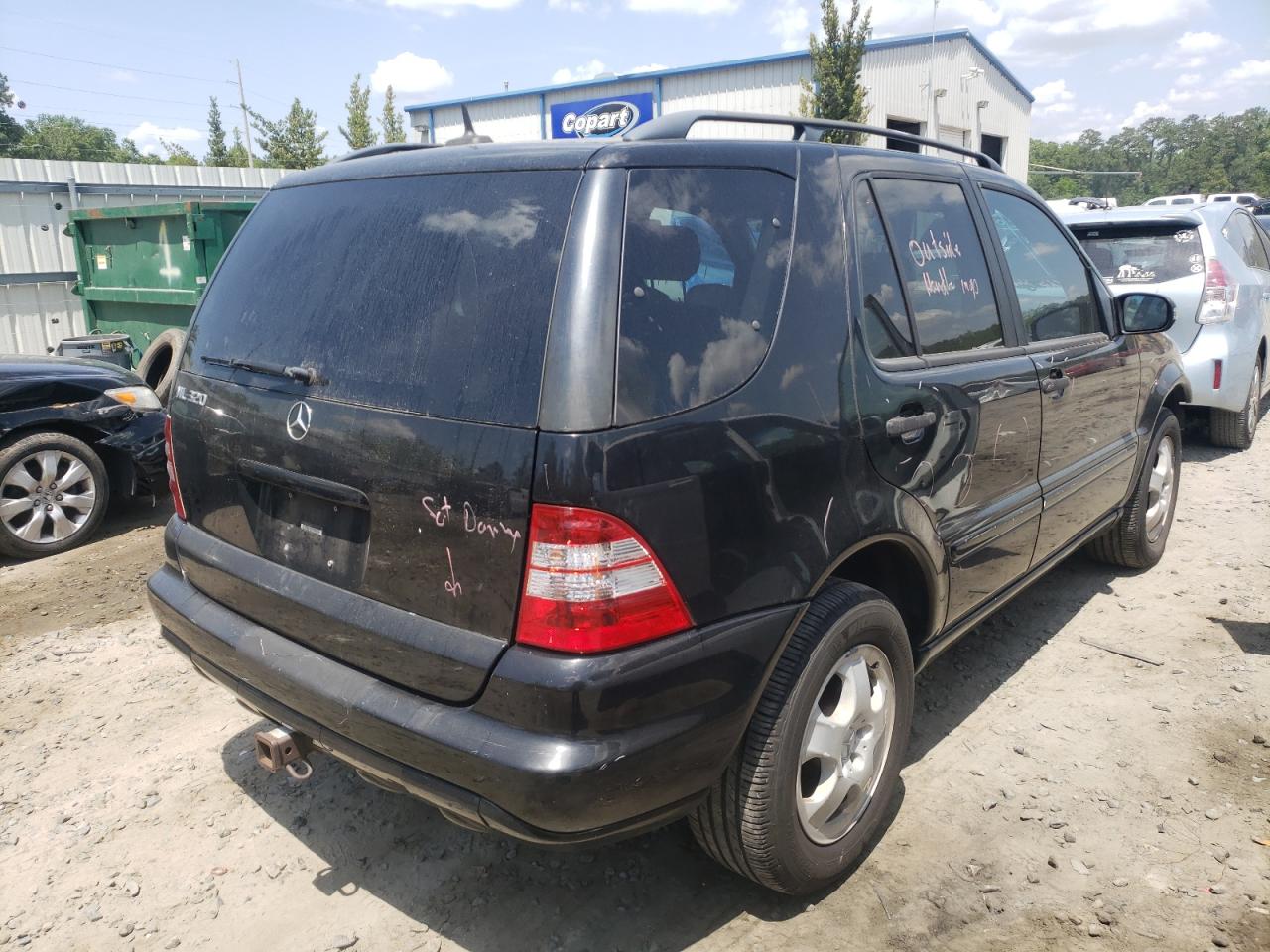 Photo 4 from auction – 2002 MERCEDES-BENZ ML 320 with VIN 4JGAB54E32A292186