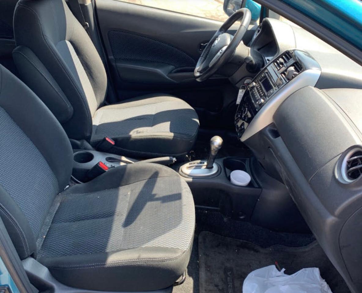 Photo 5 from auction – 2015 NISSAN VERSA NOTE with VIN 3N1CE2CP5FL399165