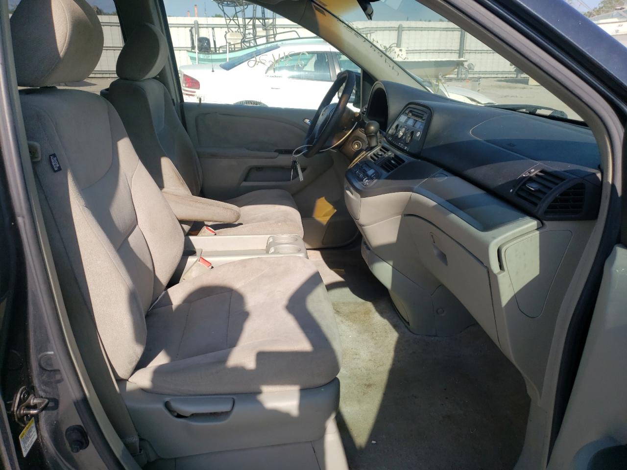 Photo 5 from auction – 2006 HONDA ODYSSEY EX with VIN 5FNRL38426B406735