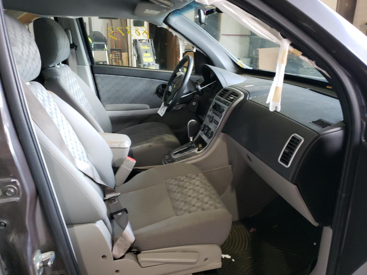 Photo 5 from auction – 2007 CHEVROLET EQUINOX LS with VIN 2CNDL23FX76080716