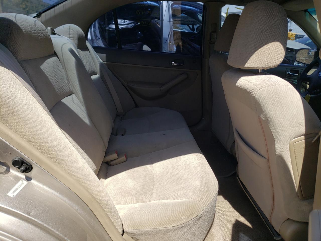 Photo 6 from auction – 2002 HONDA CIVIC LX with VIN 1HGES15662L044462