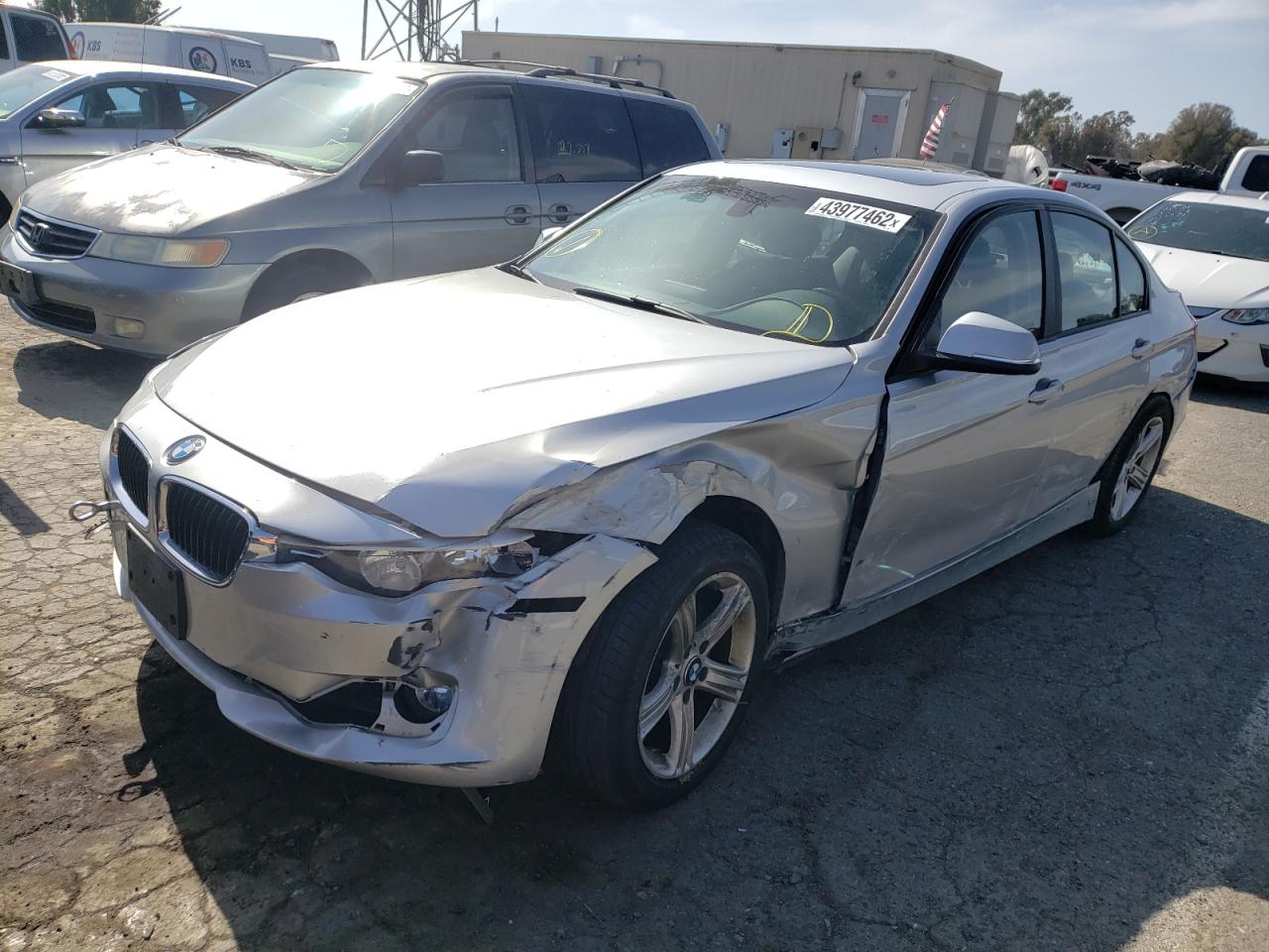 صورة رقم 2 من المزاد - 2014 BMW 320 I مع VIN WBA3B1C57EK134890