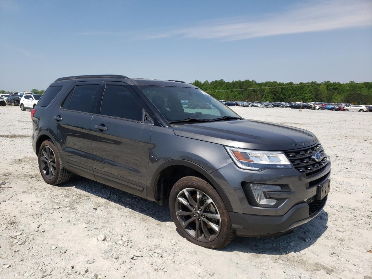FORD EXPLORER X 2017 with VIN 1FM5K7D88HGE18748 - Photo from auction