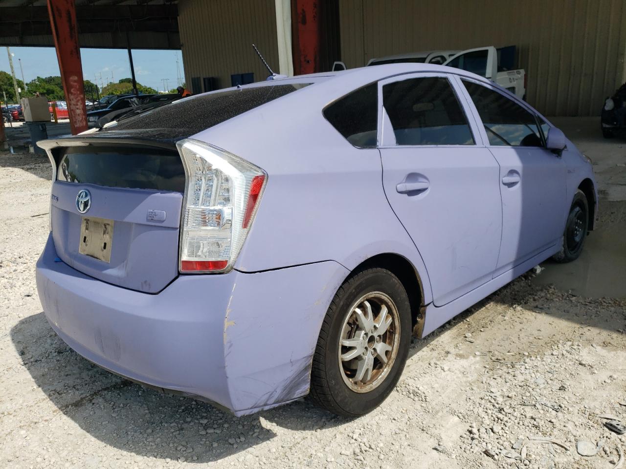 Photo 4 from auction – 2011 TOYOTA PRIUS with VIN JTDKN3DU3B1466155