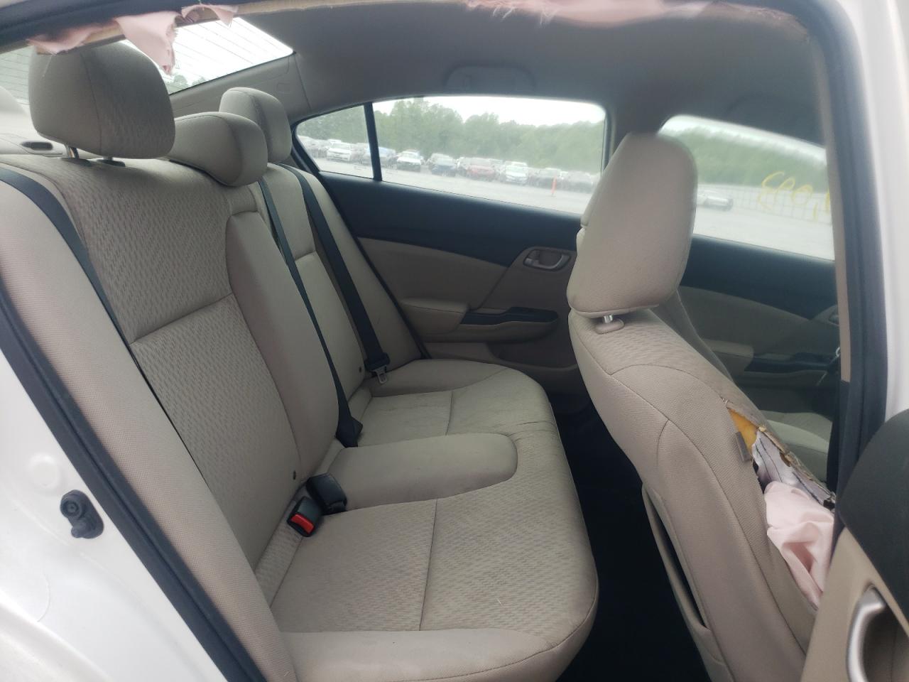 Photo 6 from auction – 2015 HONDA CIVIC LX with VIN 19XFB2F57FE279319