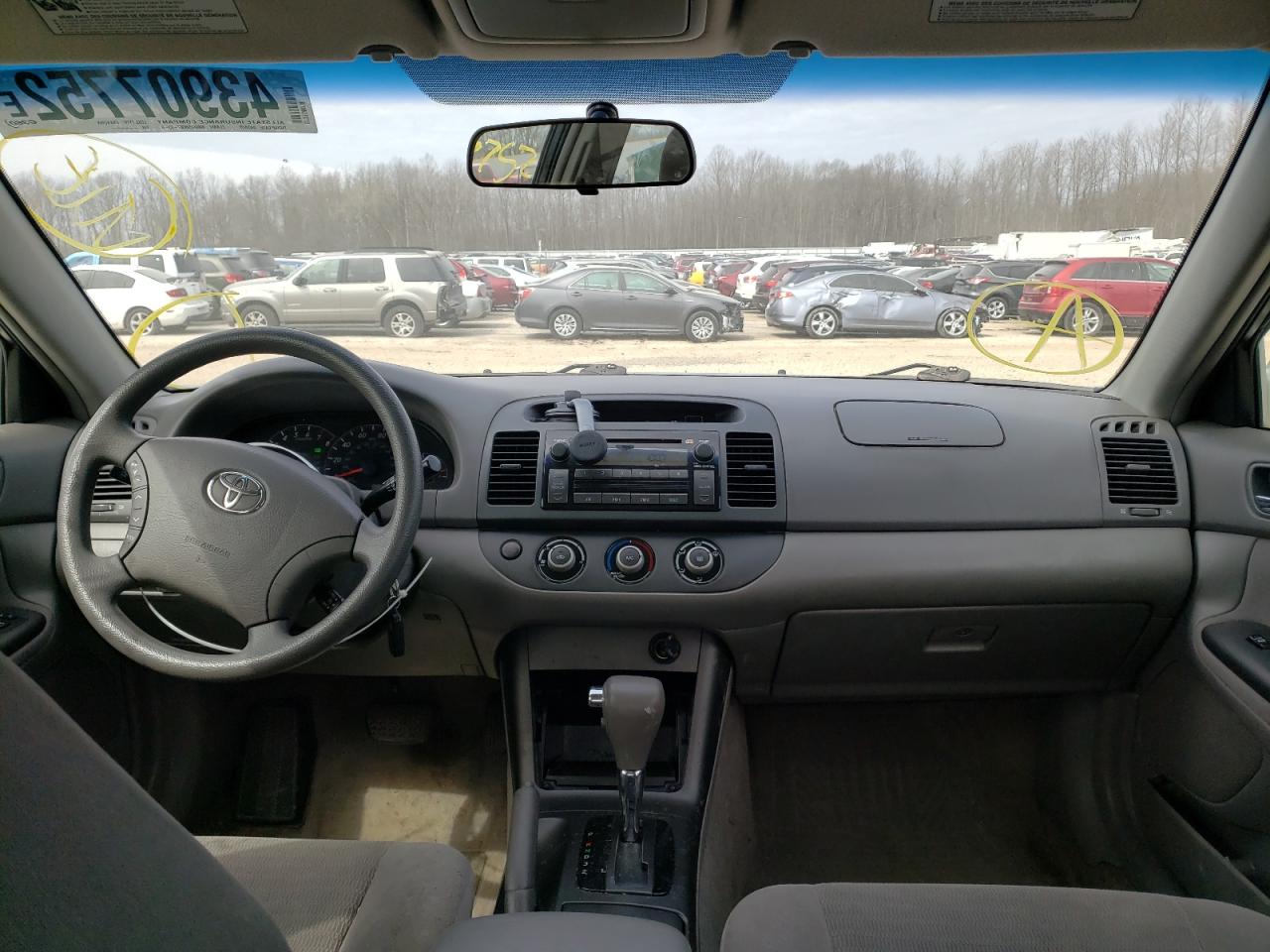 Photo 9 from auction – 2005 TOYOTA CAMRY with VIN 4T1BE32K25U004542