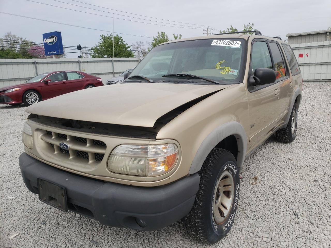 Photo 2 from auction – 1999 FORD EXPLORER with VIN 1FMZU34X2XUC18573