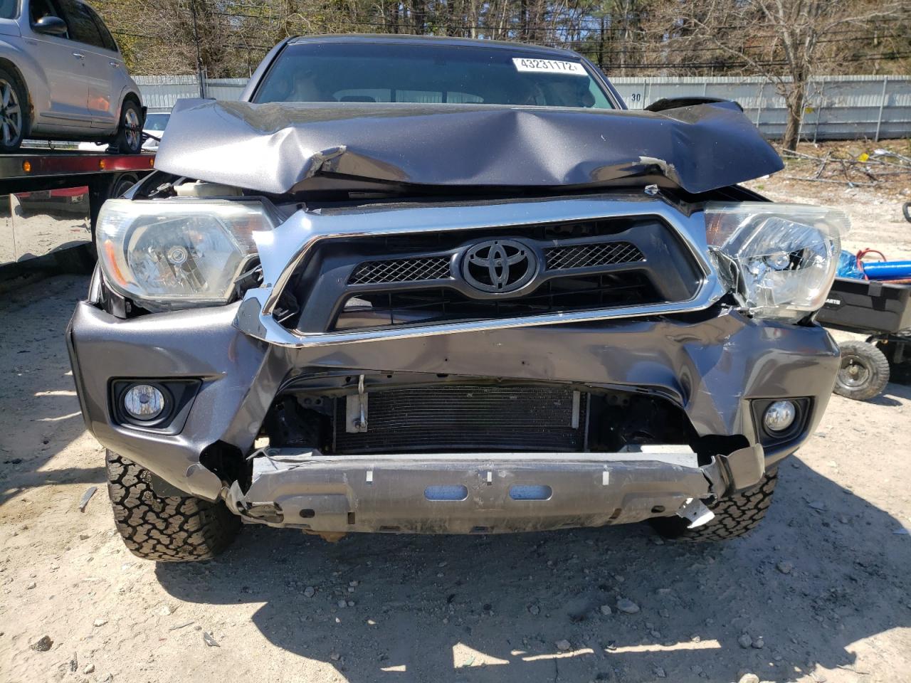 Photo 9 from auction – 2015 TOYOTA TACOMA DOU with VIN 5TFLU4ENXFX115704