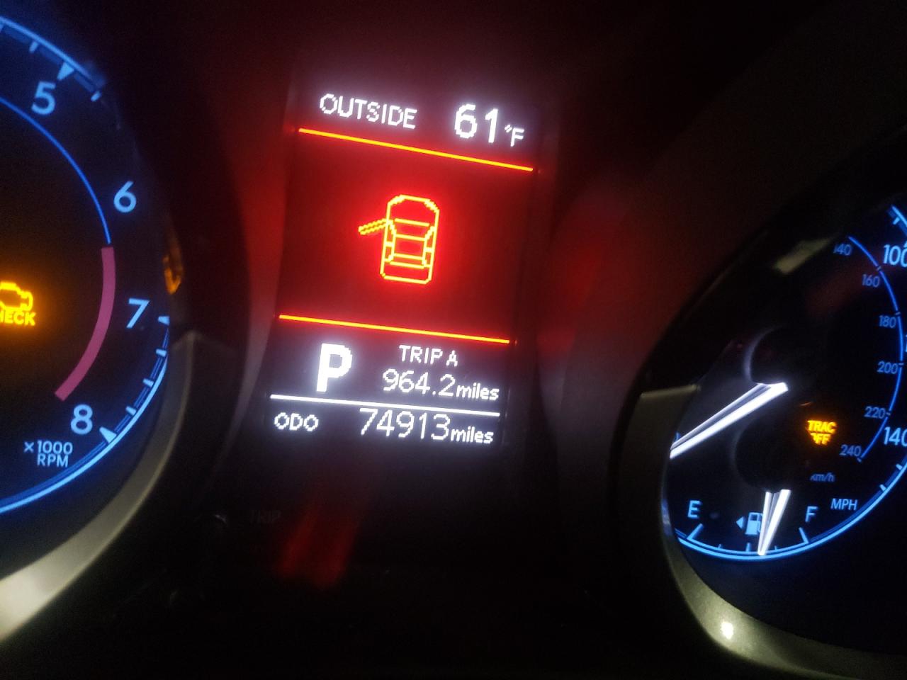 Photo 8 from auction – 2014 TOYOTA COROLLA L with VIN 2T1BURHE2EC070095