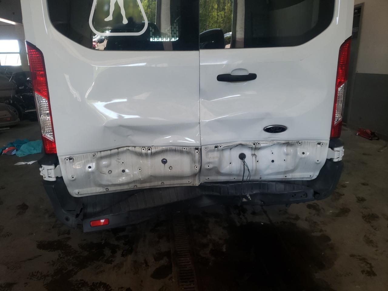 Photo 9 from auction – 2016 FORD TRANSIT T- with VIN 1FTYE1CMXGKB13882