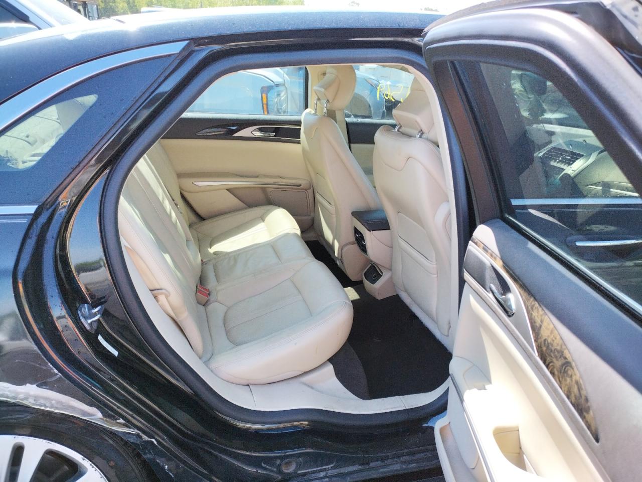 Photo 6 from auction – 2014 LINCOLN MKZ with VIN 3LN6L2G98ER826616