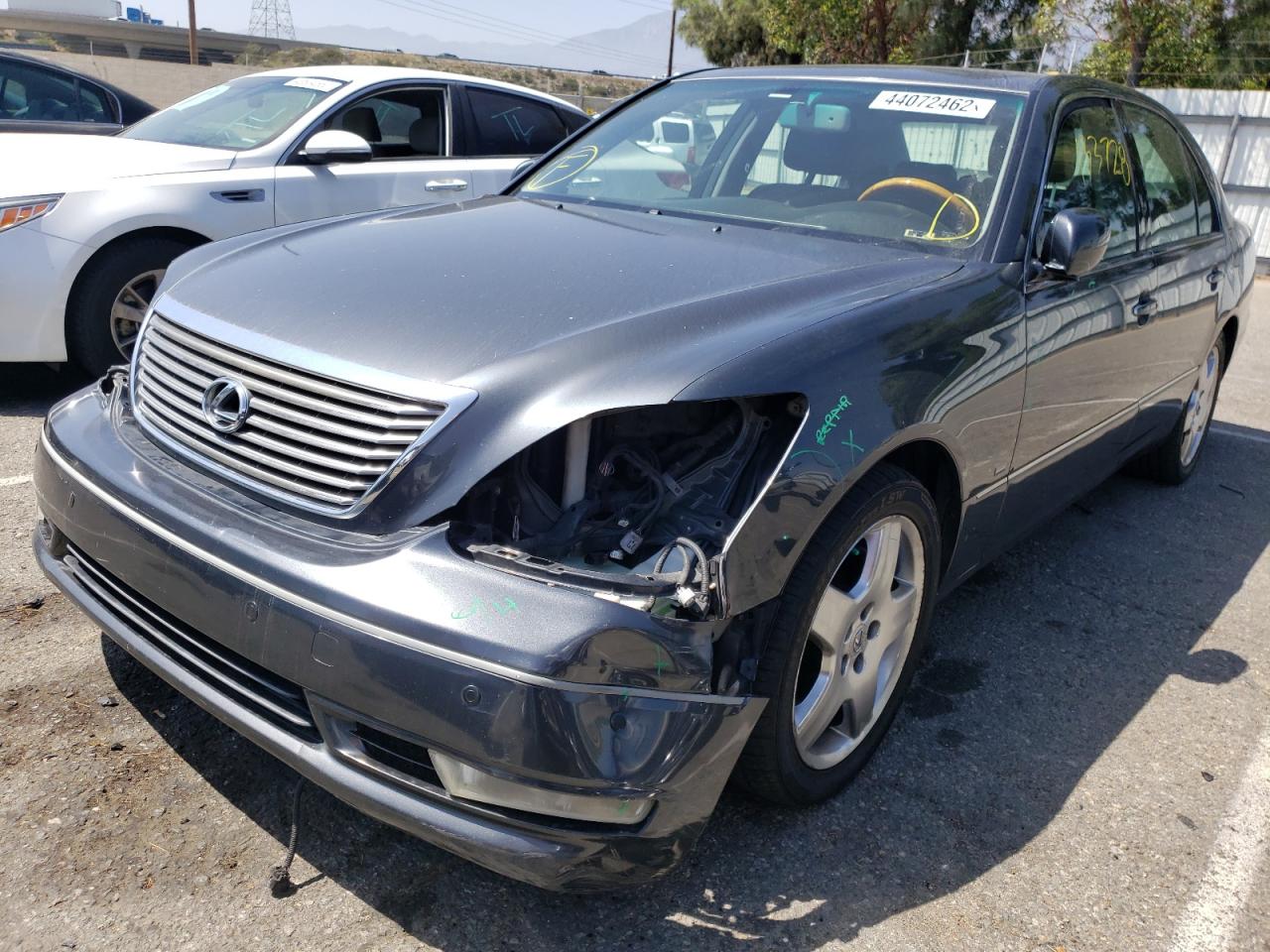 Photo 2 from auction – 2005 LEXUS LS 430 with VIN JTHBN36F655020611