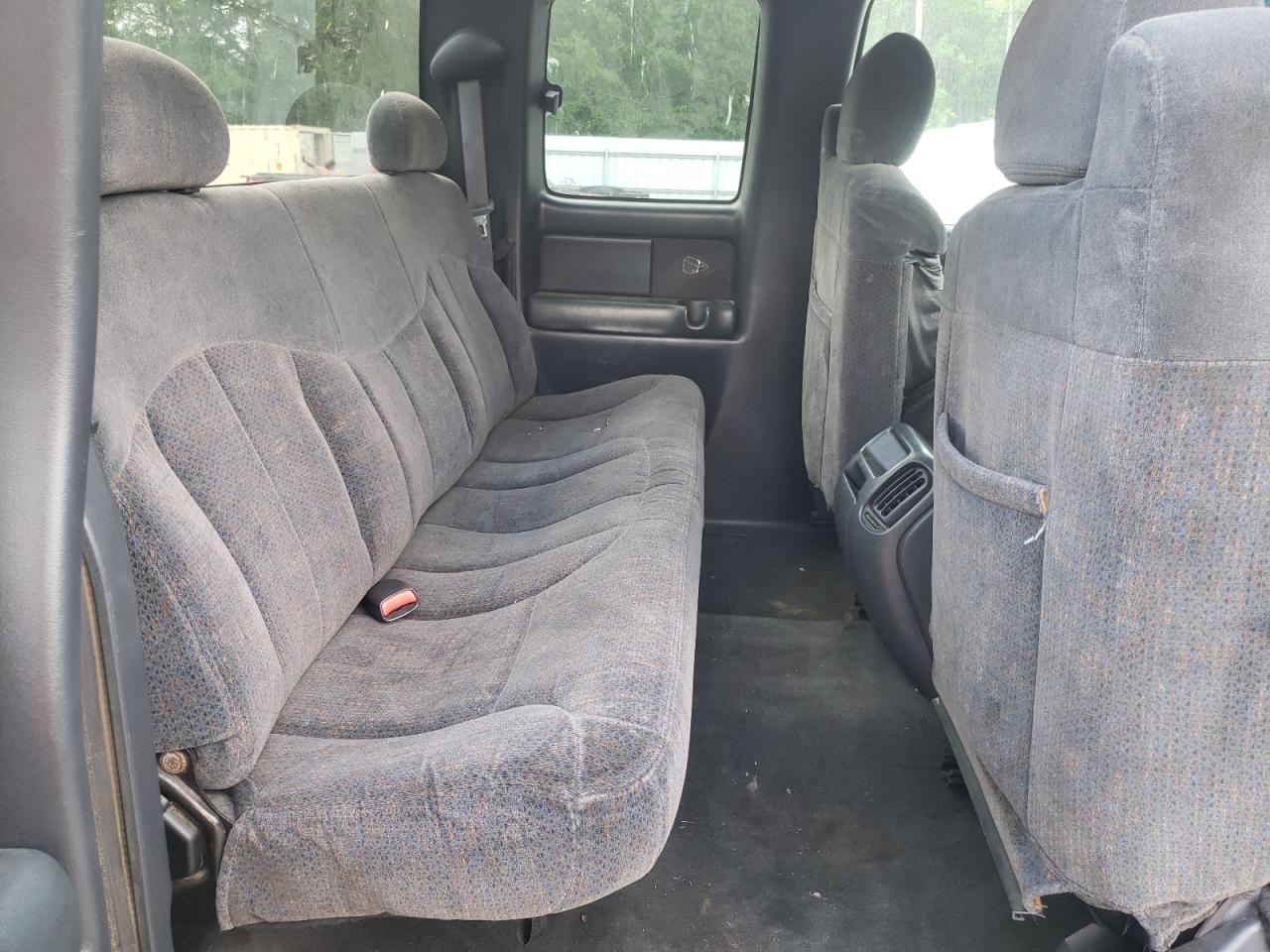 Photo 6 from auction – 1999 CHEVROLET SILVRDO LT with VIN 1GCGK29U7XE239648