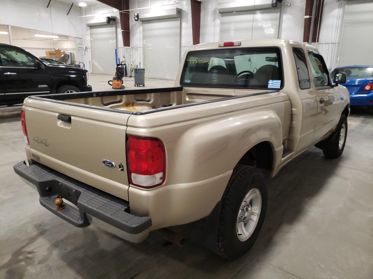Photo 4 from auction – 2000 FORD RANGER with VIN 1FTZR15V4YPB24024