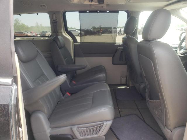 Photo 6 from auction – 2010 CHRYSLER TOWN & COU with VIN 2A4RR5DX6AR201128
