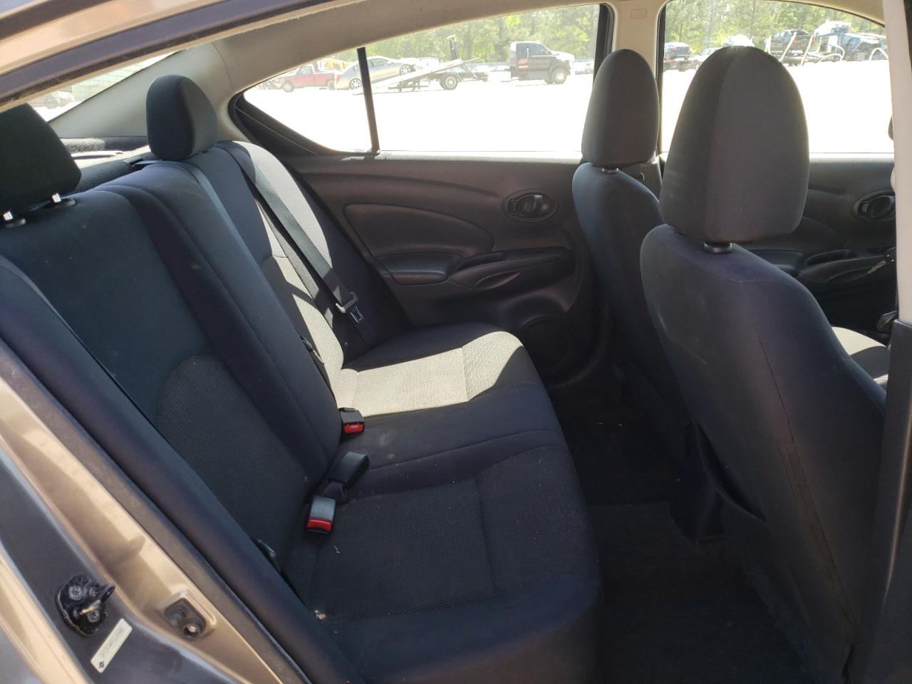 Photo 6 from auction – 2012 NISSAN VERSA S with VIN 3N1CN7AP1CL858882
