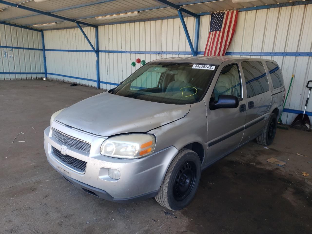 Photo 2 from auction – 2008 CHEVROLET UPLANDER L with VIN 1GNDV23W08D171891