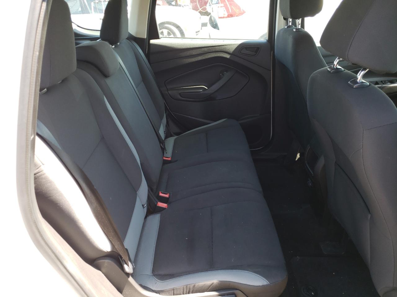Photo 6 from auction – 2013 FORD ESCAPE S with VIN 1FMCU0F73DUD30375