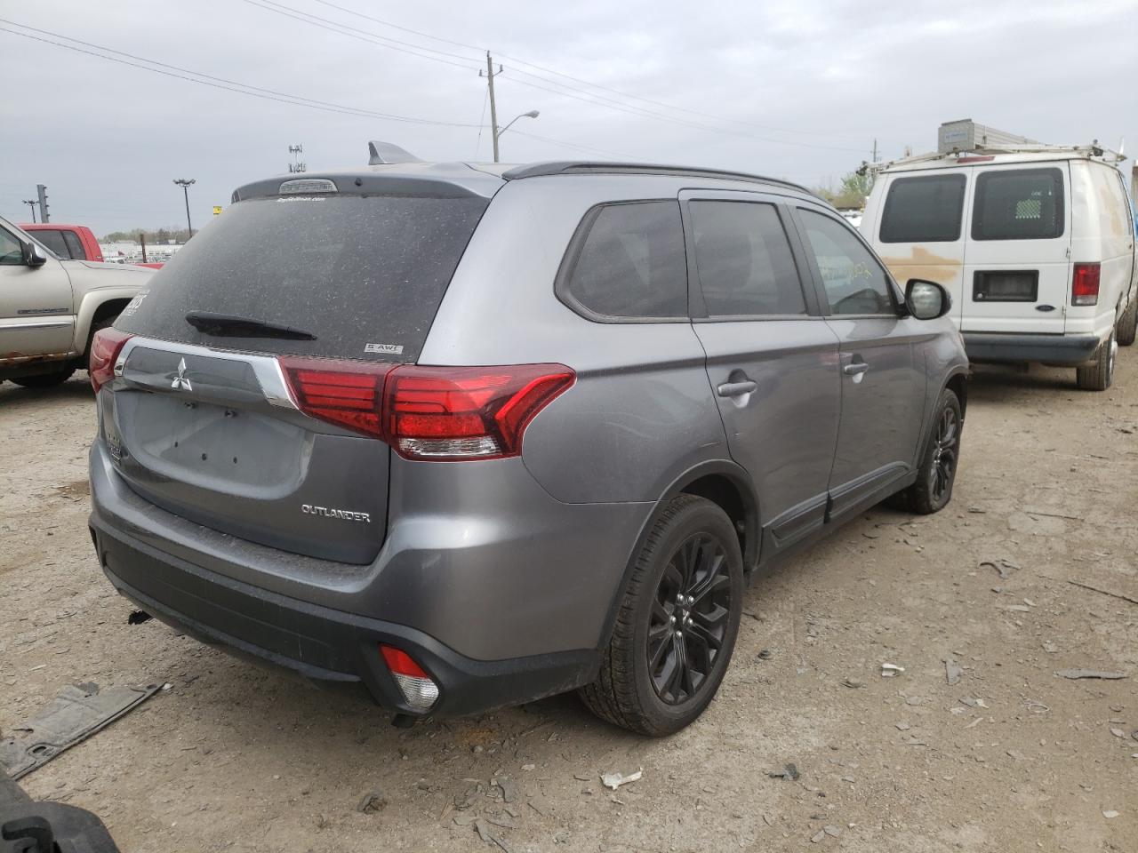 Photo 4 from auction – 2018 MITSUBISHI OUTLANDER with VIN JA4AZ3A39JZ018511