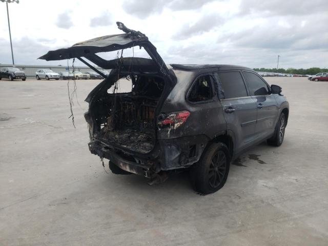 Photo 4 from auction – 2019 TOYOTA HIGHLANDER with VIN 5TDKZRFH9KS370461