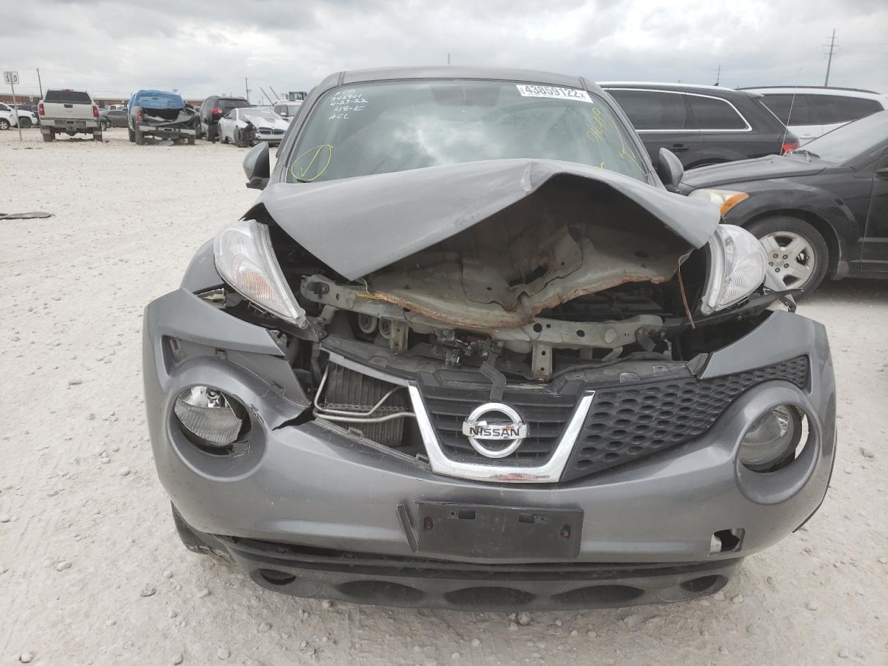 Photo 9 from auction – 2011 NISSAN JUKE S with VIN JN8AF5MVXBT014449