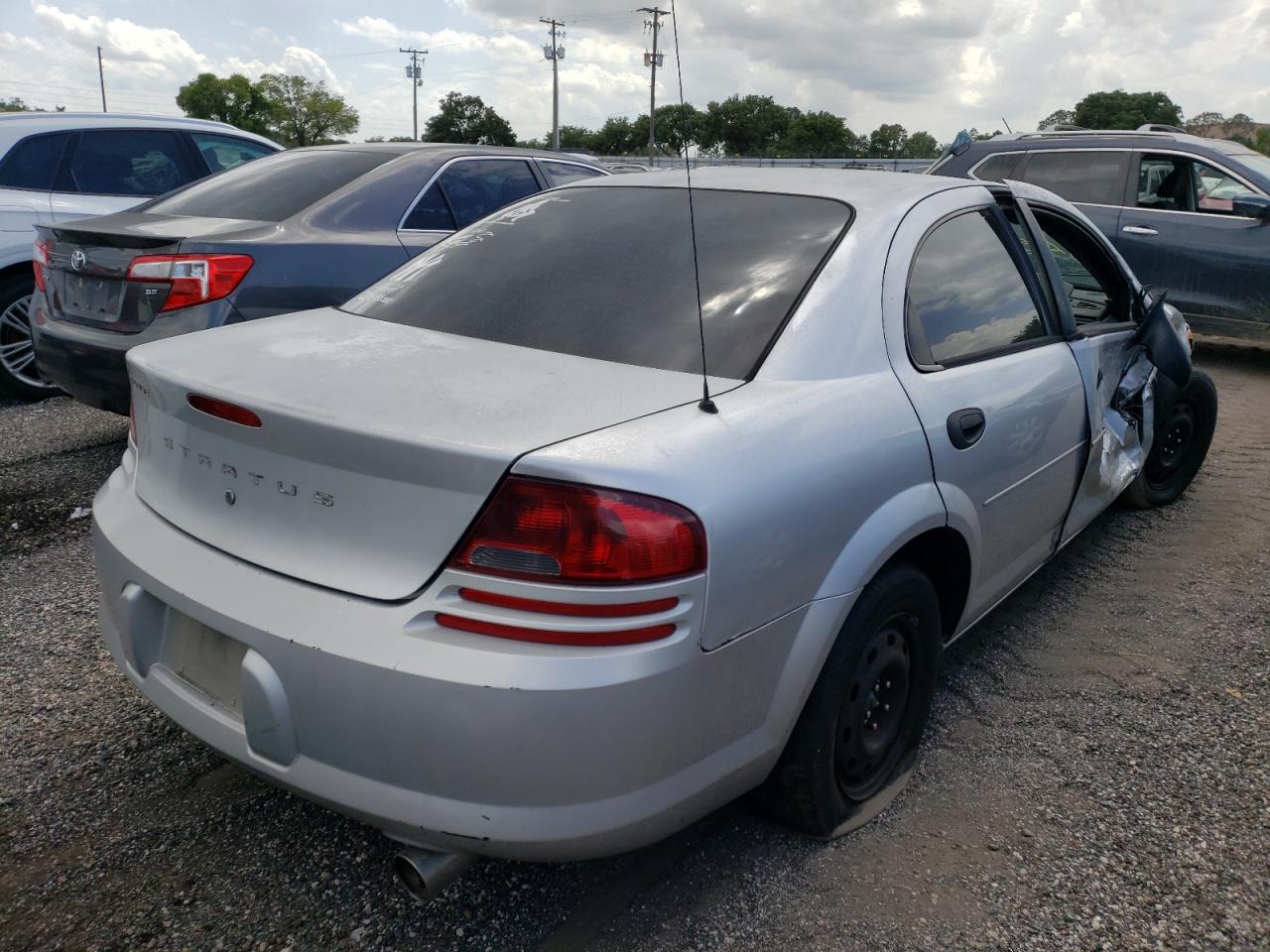 Photo 4 from auction – 2004 DODGE STRATUS SE with VIN 1B3EL36X44N221713